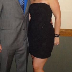 Alexia Admor strapless cocktail dress black